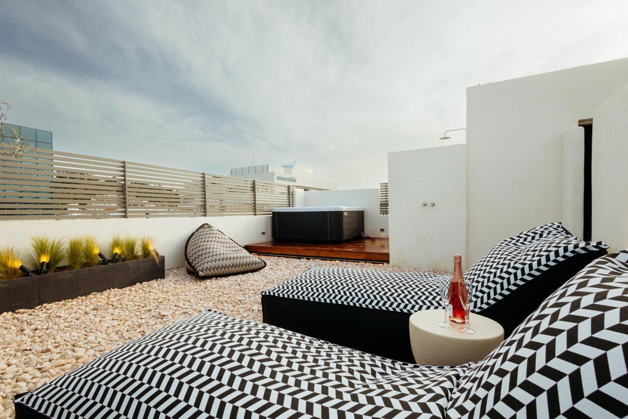 Num Suites & Lofts Афины Экстерьер фото